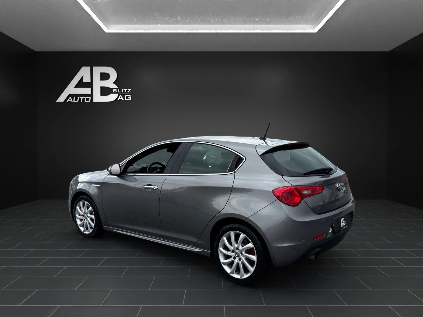 ALFA ROMEO Giulietta 1.4 MultiAir Distinctive TCT, Essence, Occasion / Utilisé, Automatique - 3