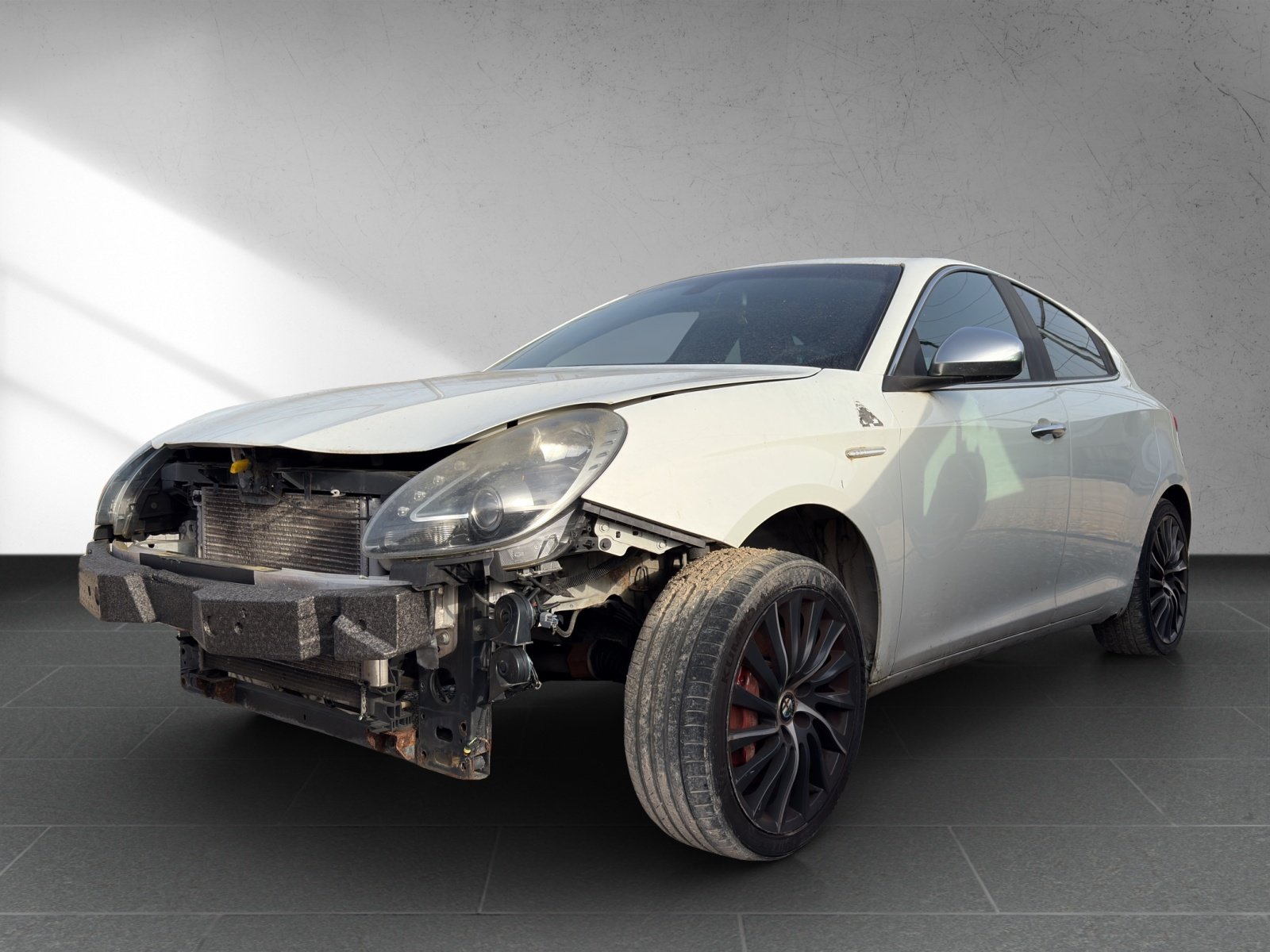 ALFA ROMEO Giulietta 1750 TBi Quadrifoglio Verde, Essence, Occasion / Utilisé, Manuelle - 2