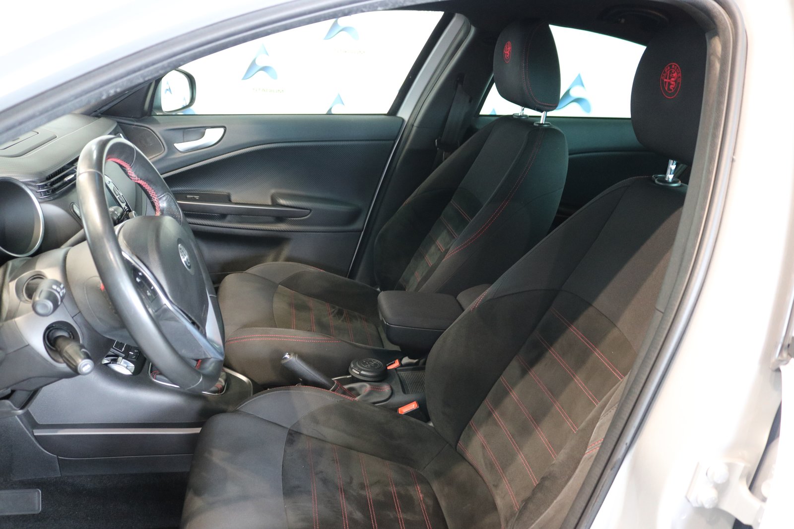 ALFA ROMEO Giulietta 1.4 Turbo Sport, Petrol, Second hand / Used, Manual - 4