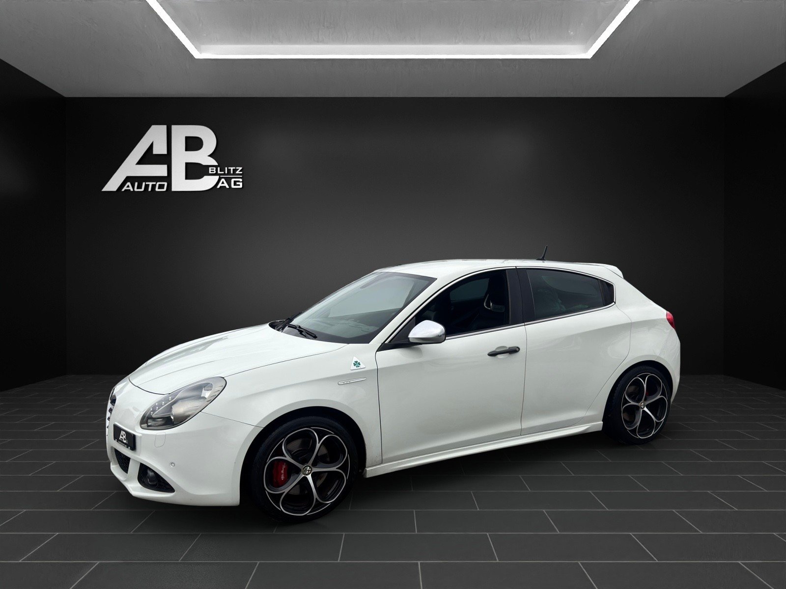 ALFA ROMEO Giulietta 1750 TBi Quadrifoglio Verde TCT mit 241, Benzin, Occasion / Gebraucht, Automatik - 2
