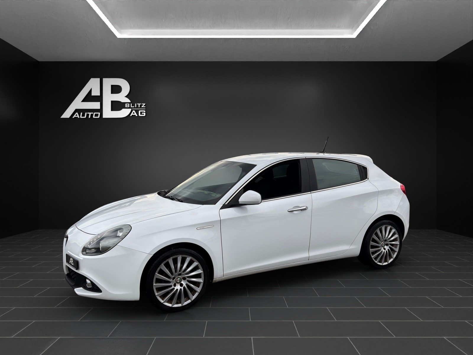 ALFA ROMEO Giulietta 1.6 JTDM Super TCT, Diesel, Occasioni / Usate, Automatico - 2