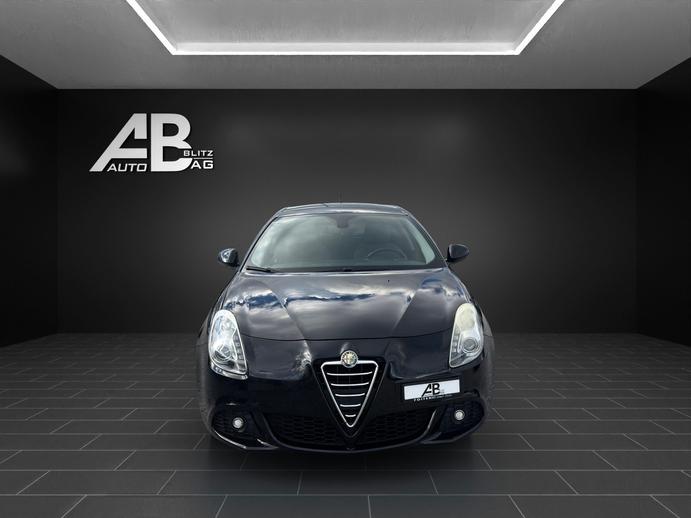 ALFA ROMEO Giulietta 1.4 T Distinctive, Benzin, Occasion / Gebraucht, Handschaltung