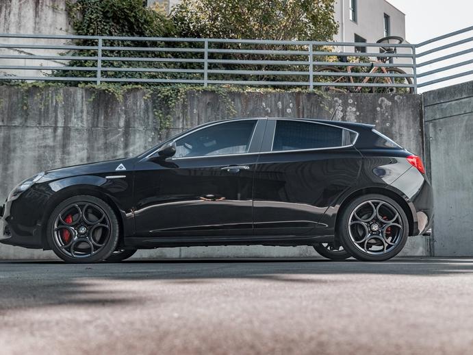 ALFA ROMEO Giulietta 1750 TBi Quadrifoglio Verde TCT, Benzin, Occasion / Gebraucht, Automatik