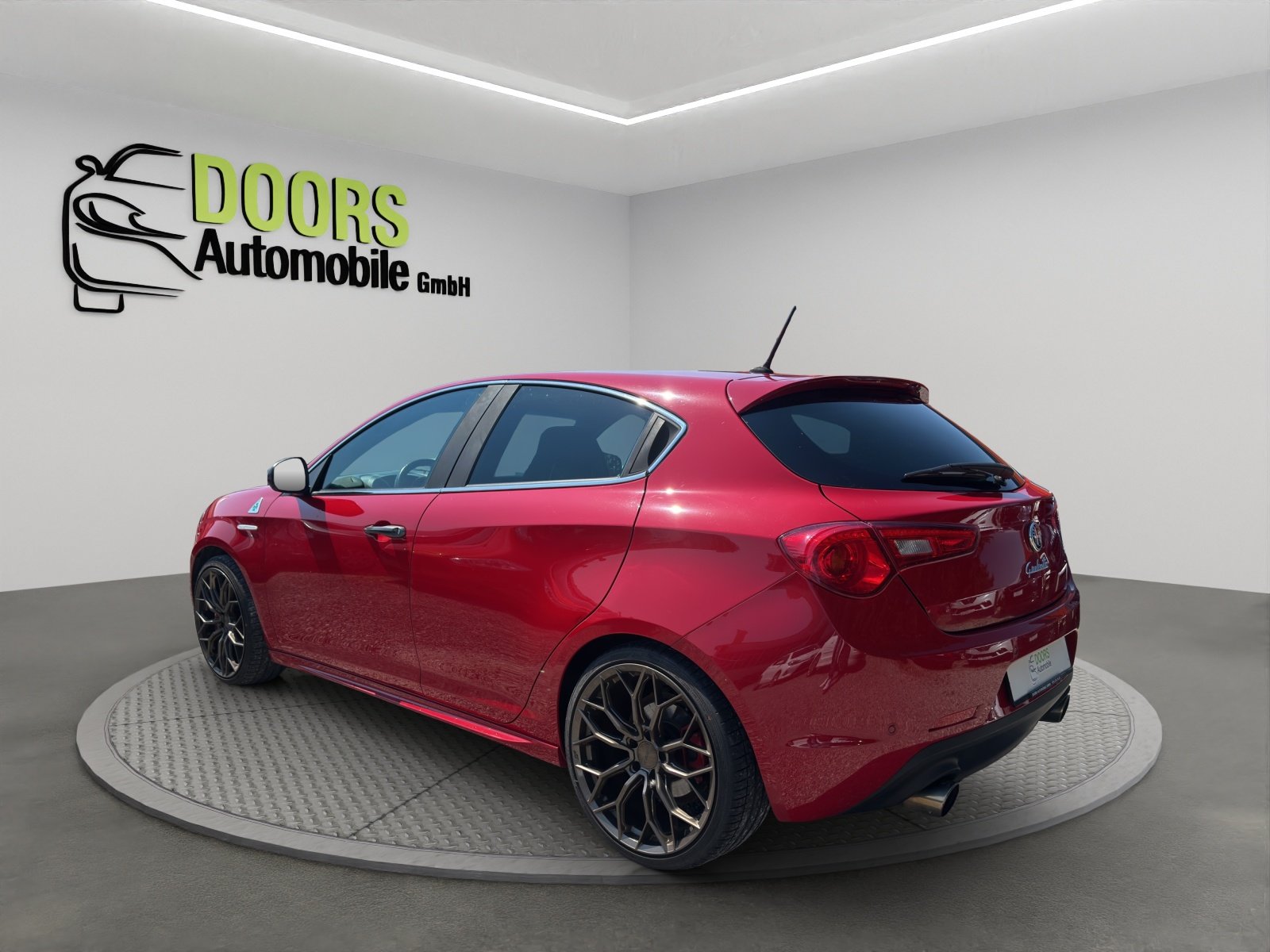 ALFA ROMEO Giulietta 1750 TBi Quadrifoglio Verde TCT, Petrol, Second hand / Used, Automatic - 6