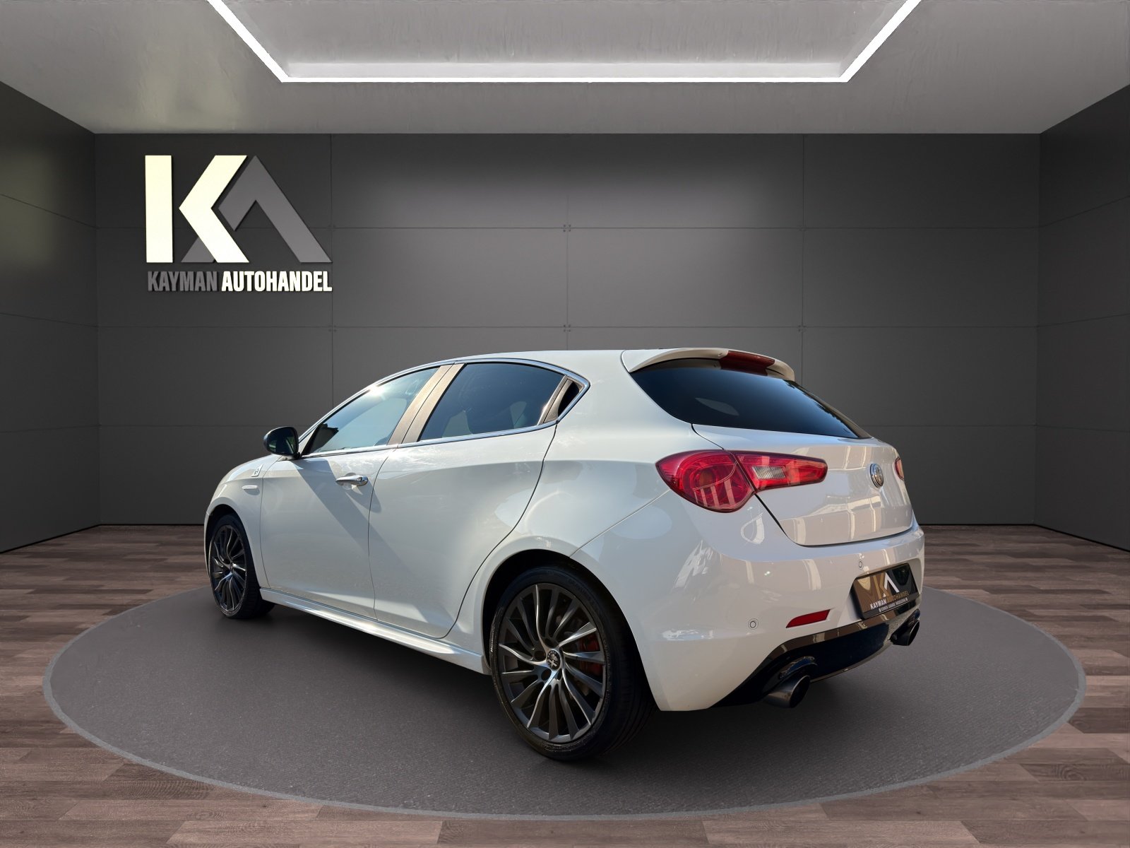 ALFA ROMEO Giulietta 1750 TBi Quadrifoglio Verde 235 PS, It, Essence, Occasion / Utilisé, Manuelle - 3