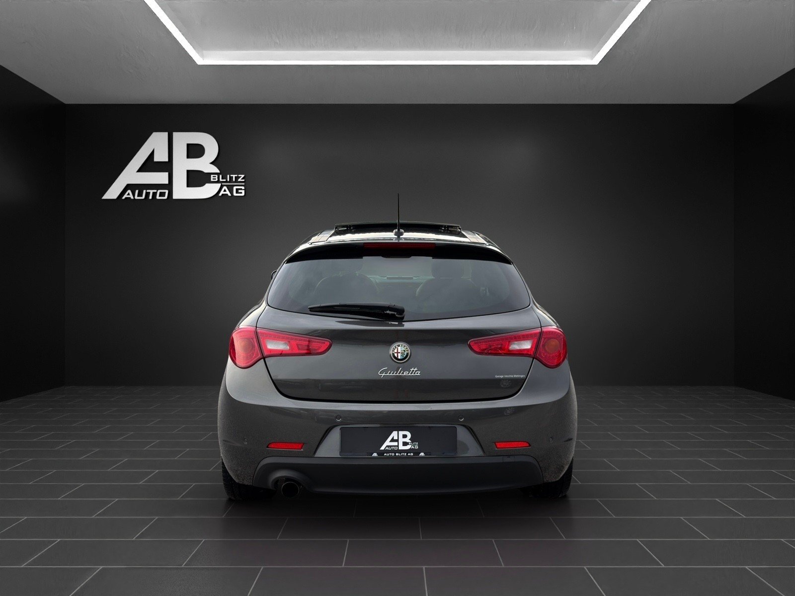 ALFA ROMEO Giulietta QV-Line 1.4 MultiAir Distinctive mit 17, Benzin, Occasion / Gebraucht, Handschaltung - 4