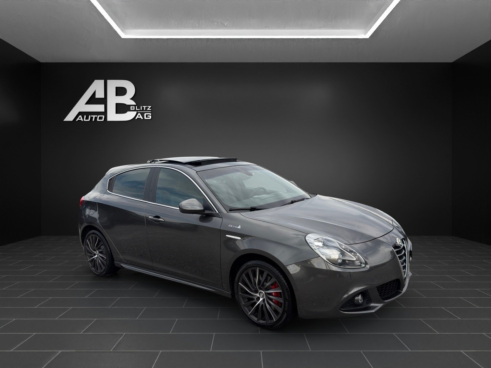 ALFA ROMEO Giulietta QV-Line 1.4 MultiAir Distinctive mit 17, Benzin, Occasion / Gebraucht, Handschaltung - 6
