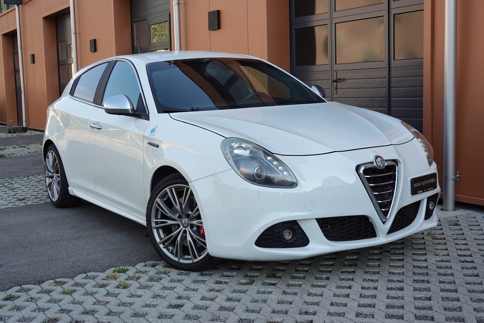 ALFA ROMEO Giulietta 1750 TBi Quadrifoglio Verde, Essence, Occasion / Utilisé, Manuelle - 4