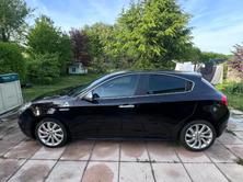 ALFA ROMEO Giulietta 1750 TBi Quadrifoglio Verde, Petrol, Second hand / Used, Manual - 3