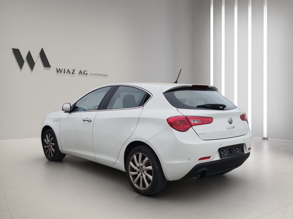 ALFA ROMEO Giulietta 1.4 TB, Benzin, Occasion / Gebraucht, Handschaltung - 4