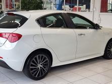 ALFA ROMEO Giulietta 1.4 TB MA 170 Distinctive, Petrol, Second hand / Used, Manual - 5