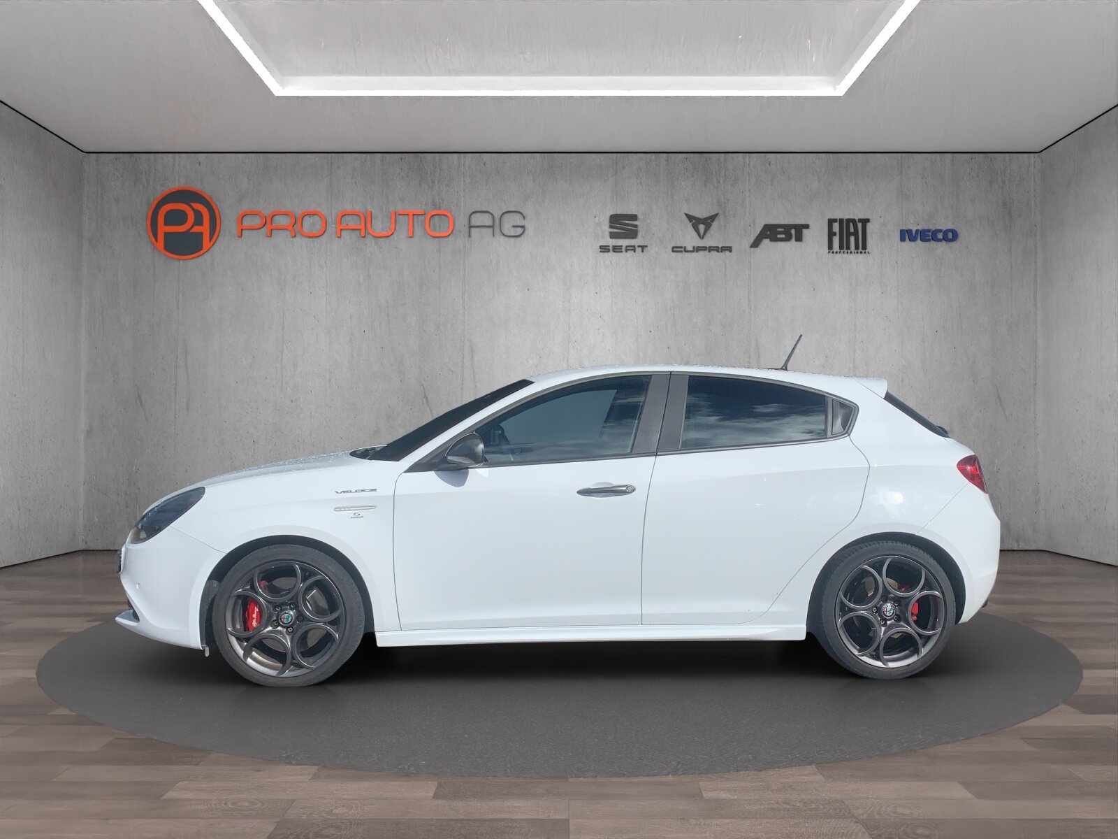 ALFA ROMEO Giulietta 1750 TBi Veloce TCT, Essence, Occasion / Utilisé, Automatique - 2
