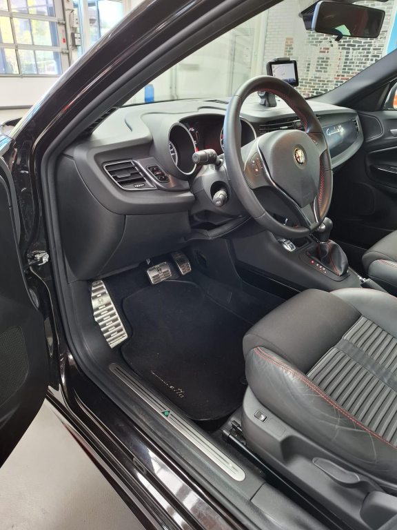 ALFA ROMEO GIULIETTA 1.4 TB MA 170 Distinctive TCT, Essence, Occasion / Utilisé, Automatique - 7