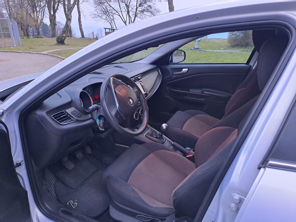ALFA ROMEO GIULIETTA 1.4 TB MA 170 Distinctive, Benzina, Occasioni / Usate, Manuale - 5