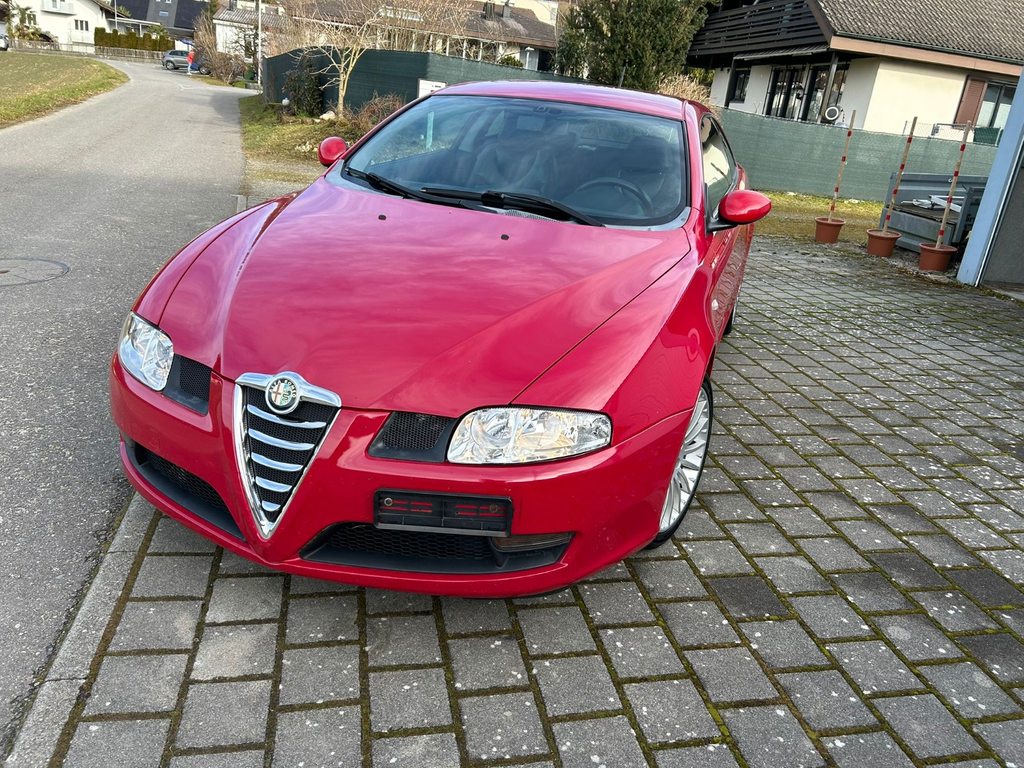 ALFA ROMEO GT 2.0 JTS Distinctive, Essence, Occasion / Utilisé, Manuelle - 5