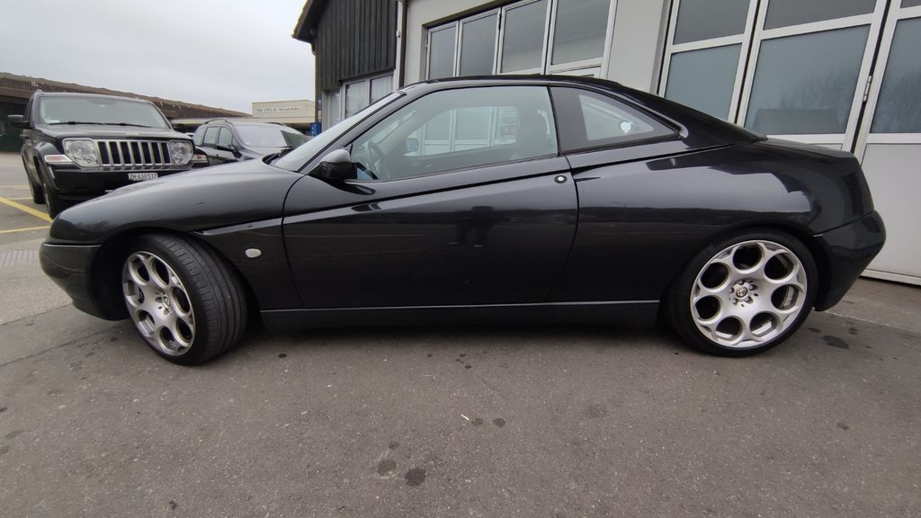 ALFA ROMEO GTV 2.0 V6 TB, Essence, Occasion / Utilisé, Manuelle - 5
