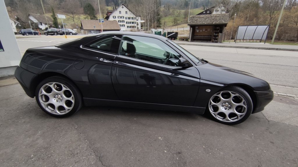 ALFA ROMEO GTV 2.0 V6 TB, Essence, Occasion / Utilisé, Manuelle - 6