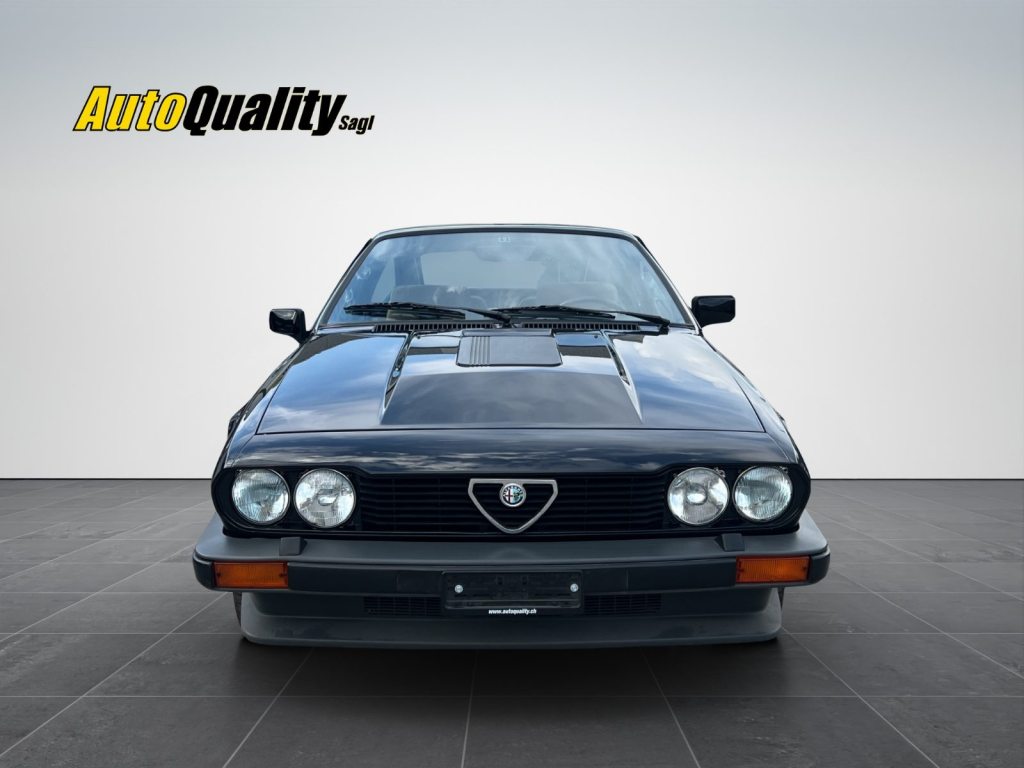 ALFA ROMEO GTV 6 2.5, Petrol, Classic, Manual - 2