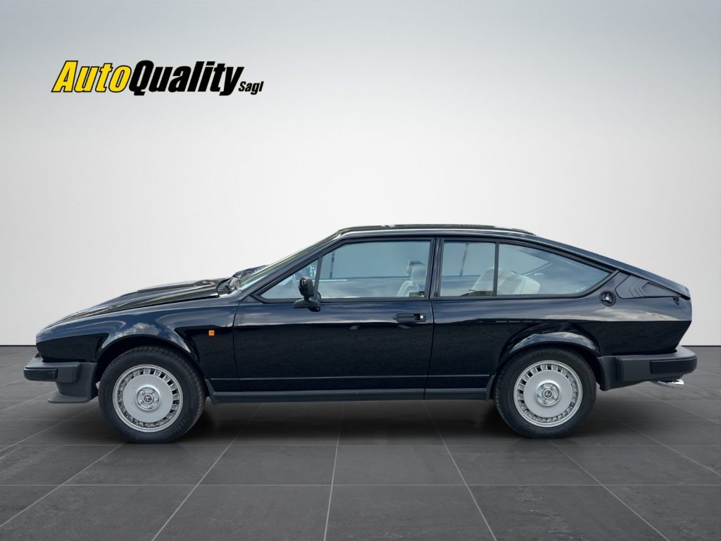 ALFA ROMEO GTV 6 2.5, Petrol, Classic, Manual - 3