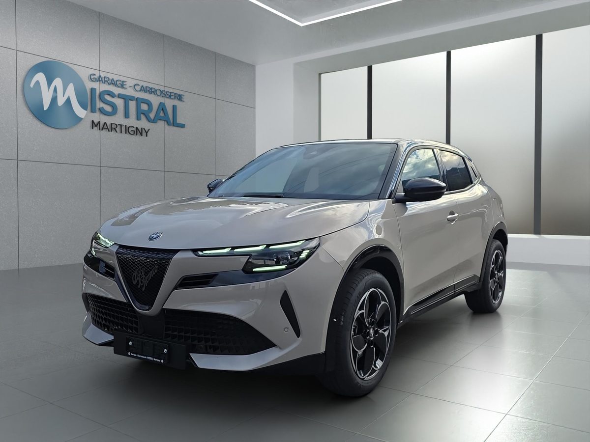 ALFA ROMEO Junior 1.2 Ibrida Q4