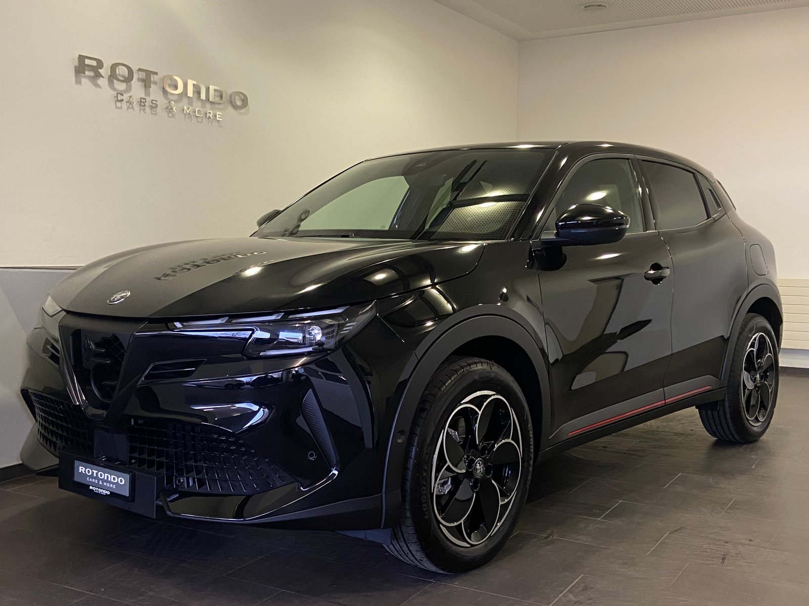 ALFA ROMEO Junior 1.2 48V Hybrid Q4 Sky Sport