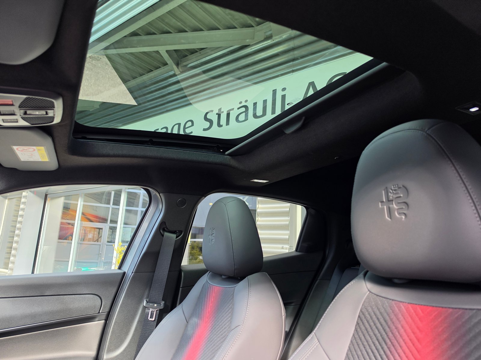ALFA ROMEO Junior 1.2 Hybrid 145 PS Q4, Benzina, Auto nuove, Automatico - 7