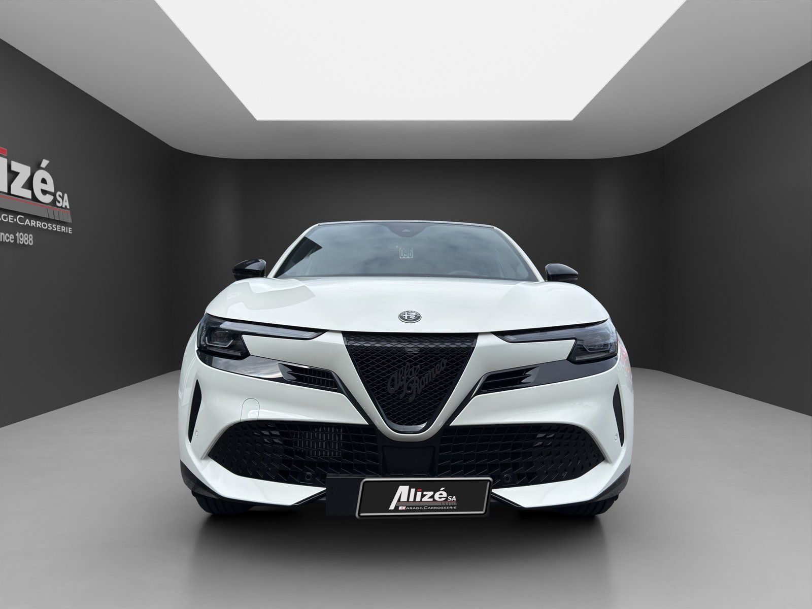 ALFA ROMEO Junior 1.2 48V Hybrid Q4, Petrol, New car, Automatic - 2