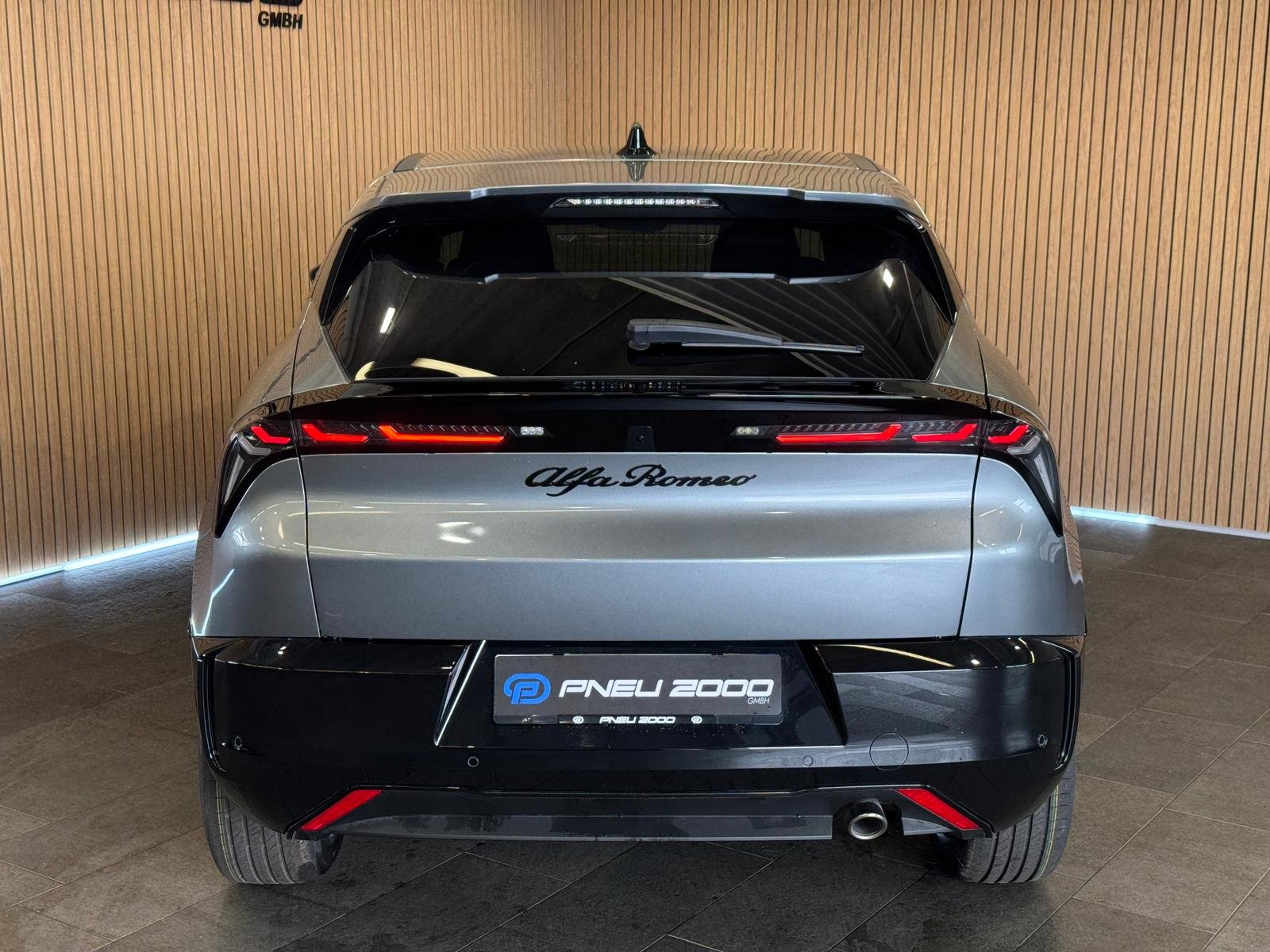 ALFA ROMEO Junior 1.2 48V Hybrid Q4, Benzina, Auto nuove, Automatico - 6