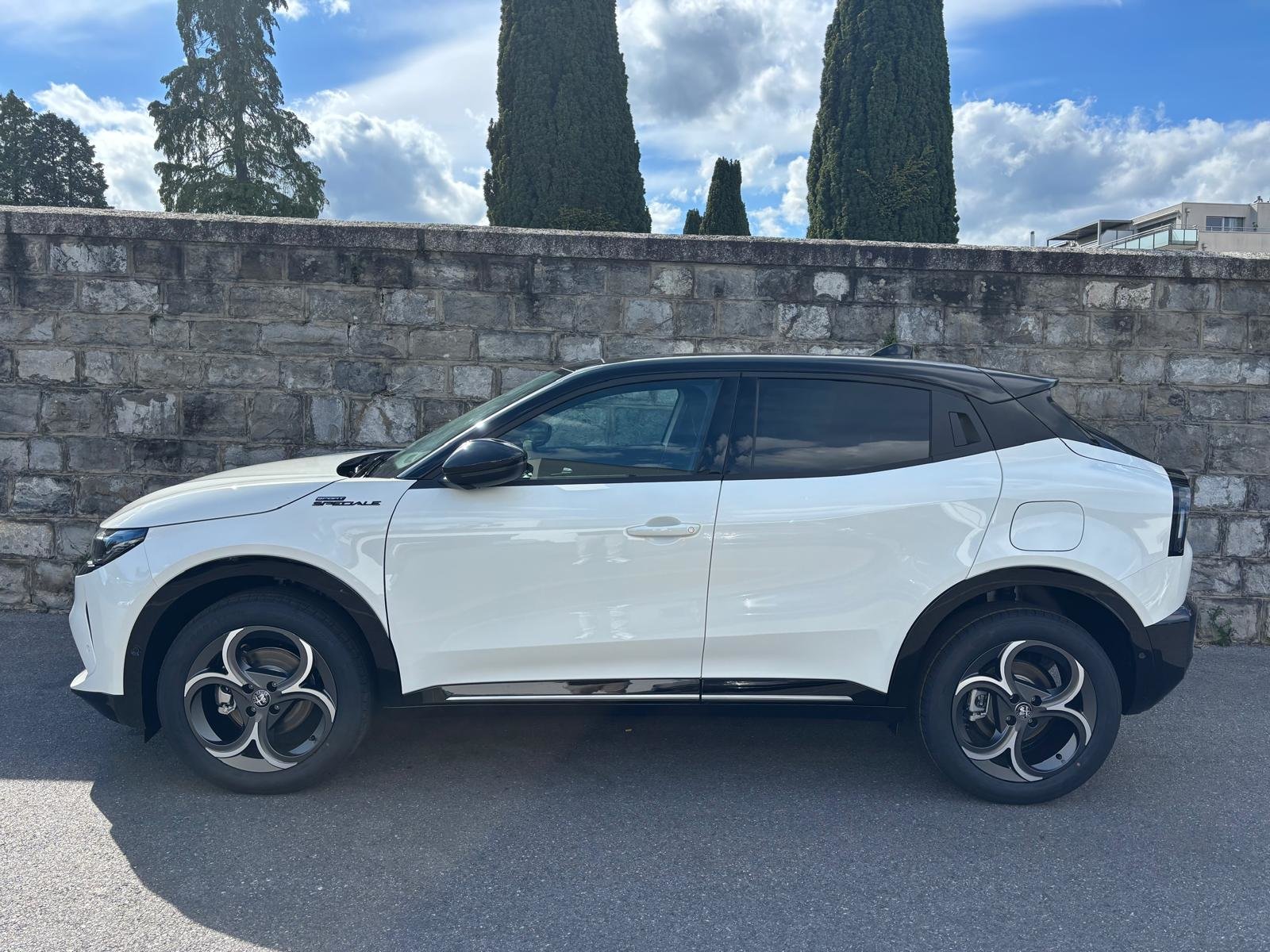 ALFA ROMEO Junior 1.2 48V Hybrid Q4 Sport Speciale
