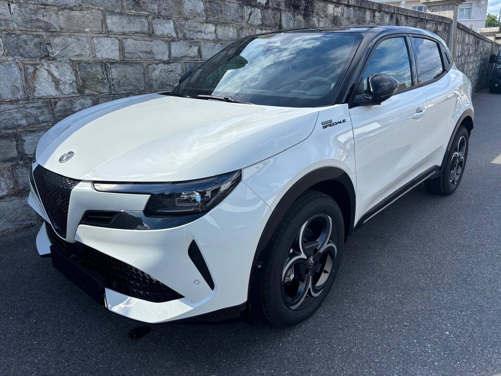 ALFA ROMEO Junior 1.2 48V Hybrid Q4 Sport Speciale, Benzina, Auto nuove, Automatico - 3