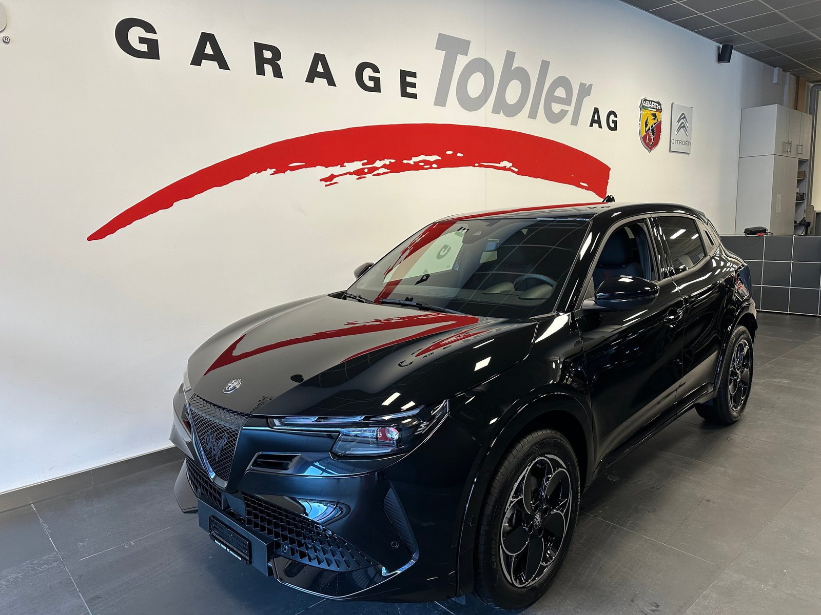 ALFA ROMEO Junior 1.2 48V Hybrid Q4, Petrol, New car, Automatic - 3