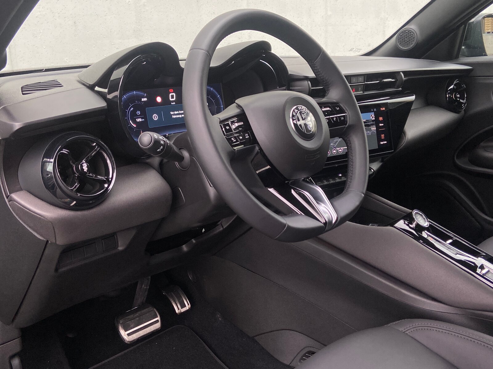 ALFA ROMEO Junior 1.2 48V Hybrid Q4 Tech Speciale 145PS 4x4, Mild-Hybrid Petrol/Electric, New car, Automatic - 6