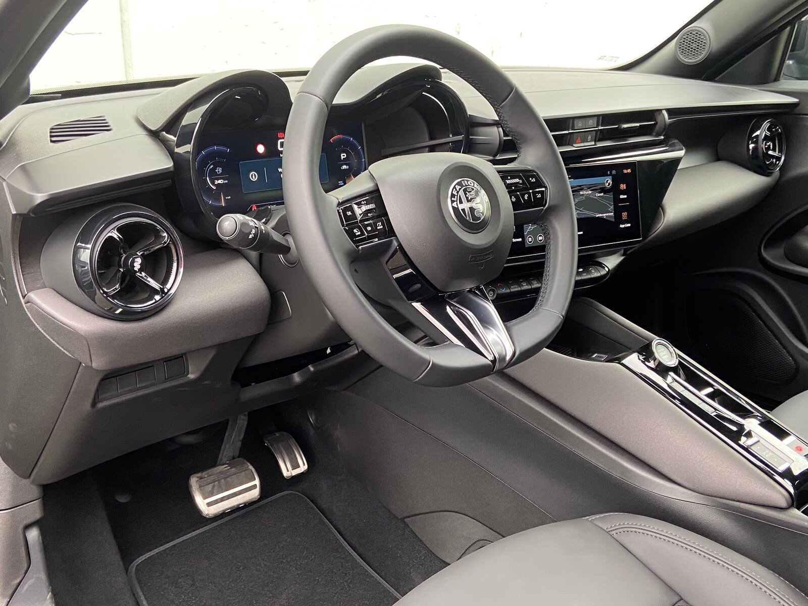 ALFA ROMEO Junior 1.2 48V Hybrid Q4 Tech Speciale 145PS 4x4, Hybride Léger Essence/Électricité, Voiture nouvelle, Automatique - 6