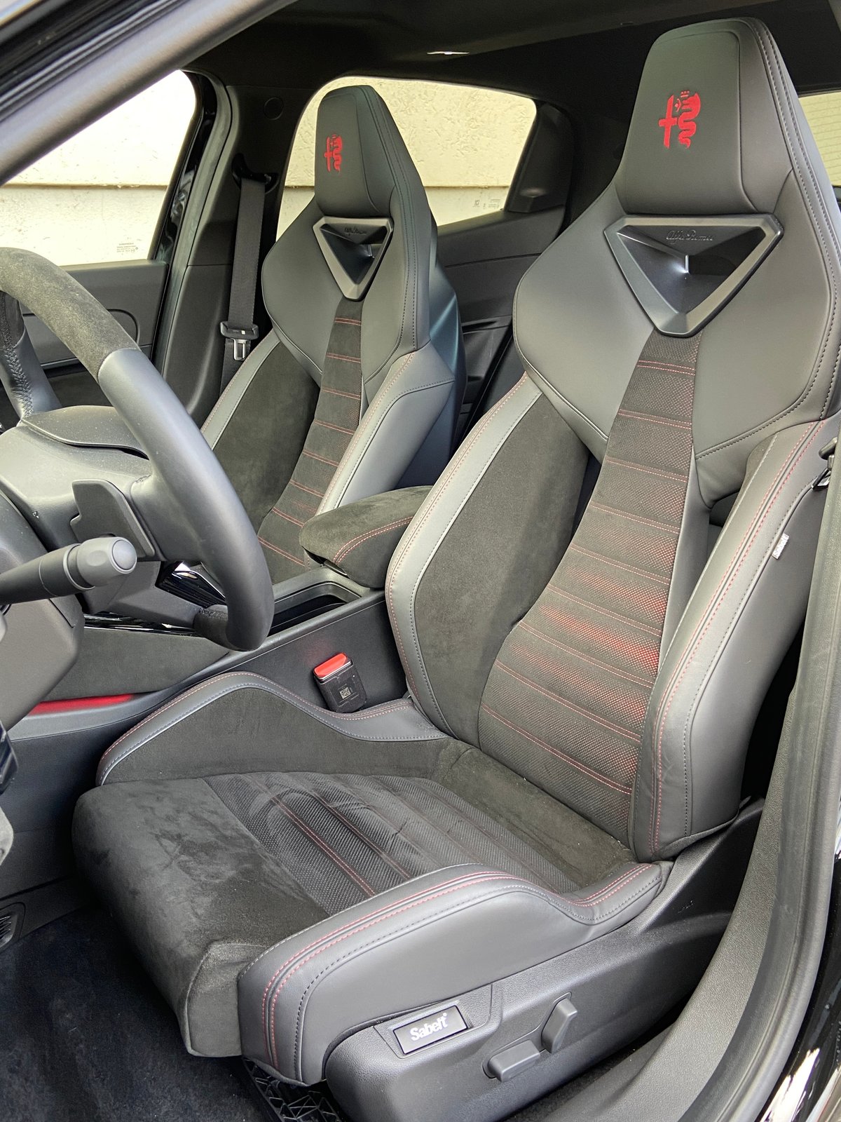 ALFA ROMEO Junior 1.2 48V Hybrid Q4 Tech Sky Sport 4x4, Petrol, Second hand / Used, Automatic - 6