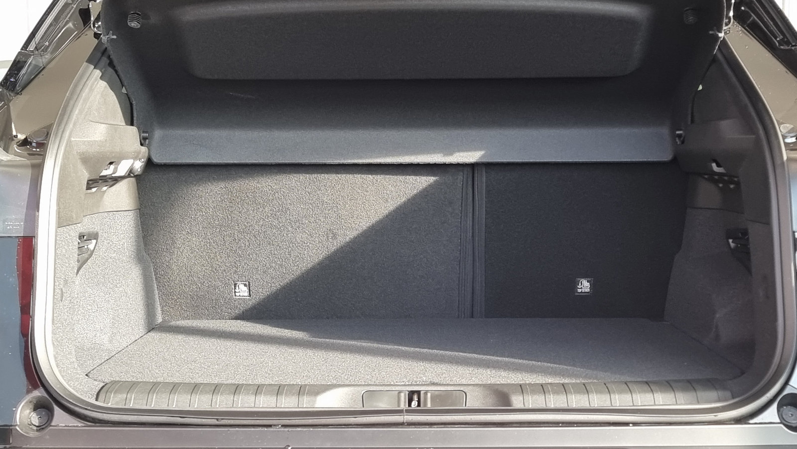 ALFA ROMEO Junior 1.2 Ibrida Q4 Pack Sky&Pack Tech, Hybride Léger Essence/Électricité, Véhicule neuf pré-immatriculé, Automatique - 6