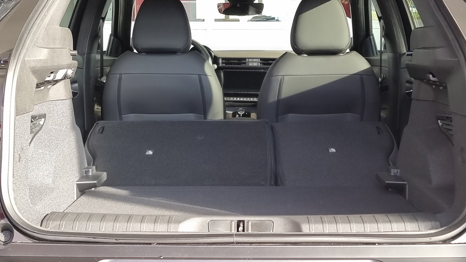 ALFA ROMEO Junior 1.2 Ibrida Q4 Pack Sky&Pack Tech, Hybride Léger Essence/Électricité, Véhicule neuf pré-immatriculé, Automatique - 7