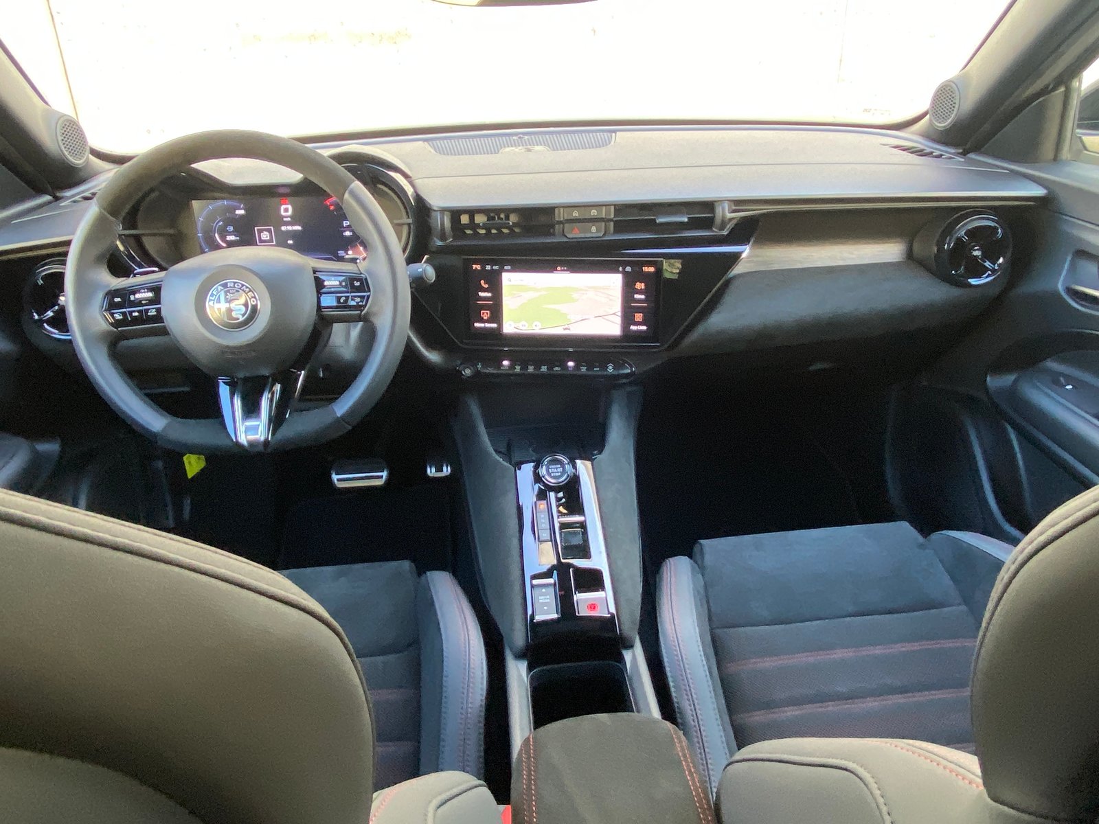 ALFA ROMEO Junior 1.2 48V Hybrid Speciale Pack Sport, Mild-Hybrid Benzin/Elektro, Neuwagen, Automatik - 4