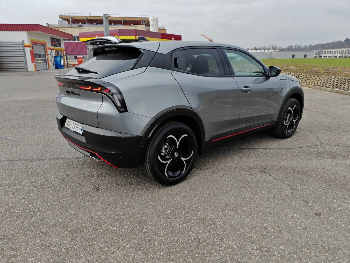 ALFA ROMEO Junior 1.2 48V Hybrid Speciale Tech Plus, Hybride Léger Essence/Électricité, Voiture nouvelle, Automatique - 3