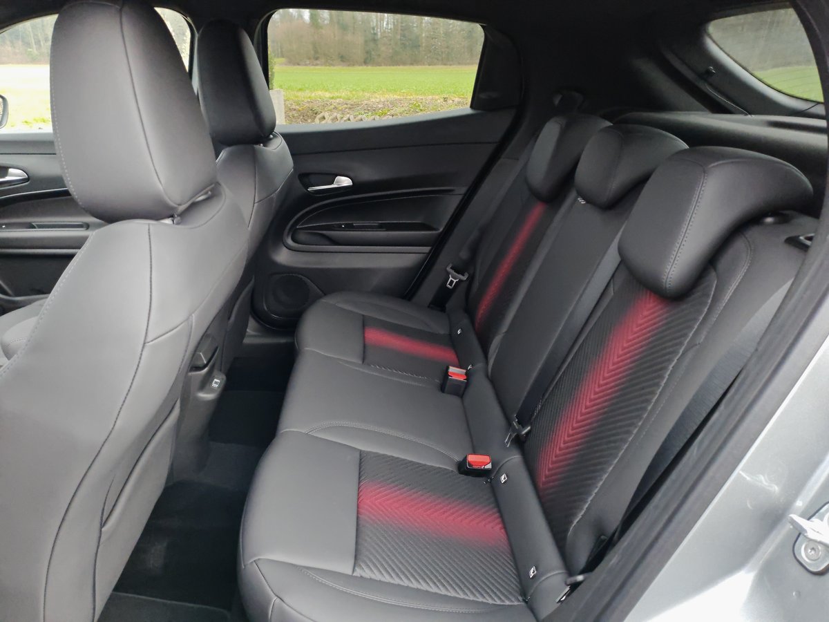 ALFA ROMEO Junior 1.2 48V Hybrid Speciale Tech Plus, Hybride Léger Essence/Électricité, Voiture nouvelle, Automatique - 7
