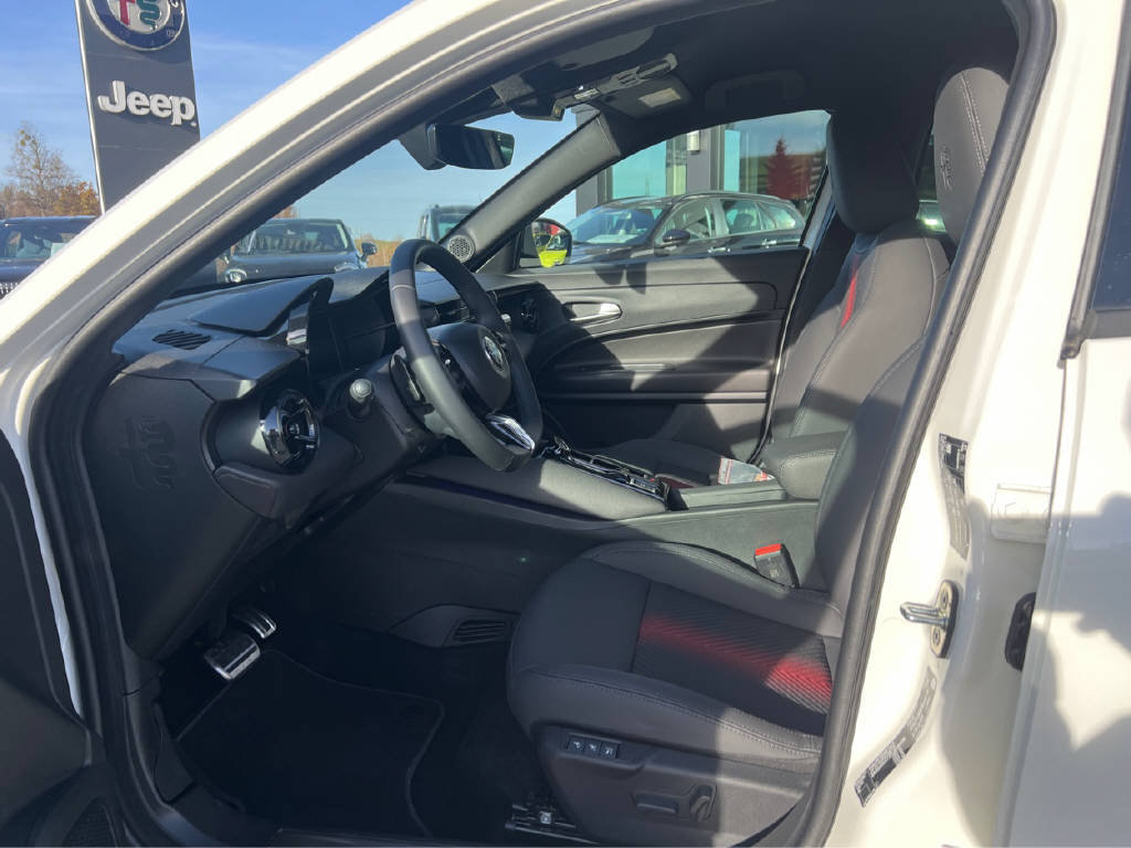 ALFA ROMEO Junior 1.2 Ibrida Q4, Hybride Léger Essence/Électricité, Voiture nouvelle, Automatique - 7