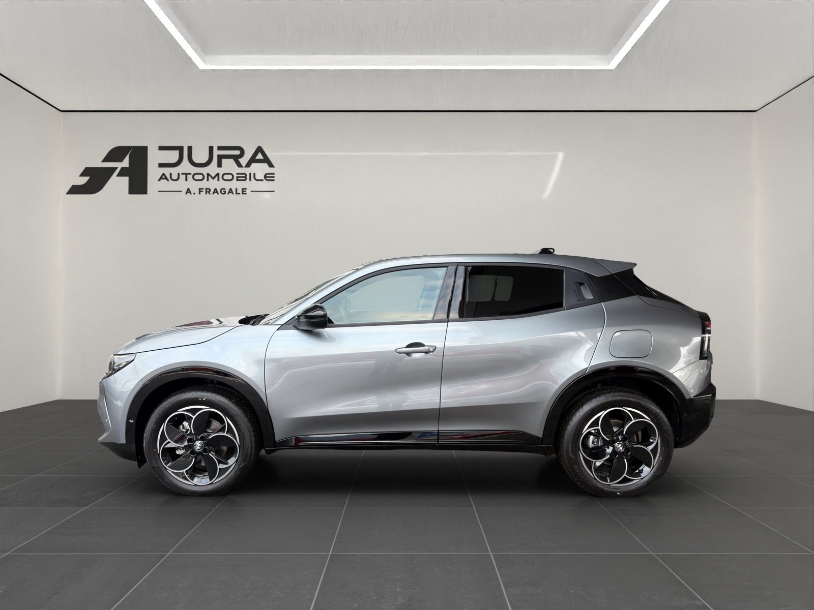 ALFA ROMEO Junior 1.2 Pack Sky 4x4, Mild-Hybrid Benzin/Elektro, Neuwagen, Automatik - 4