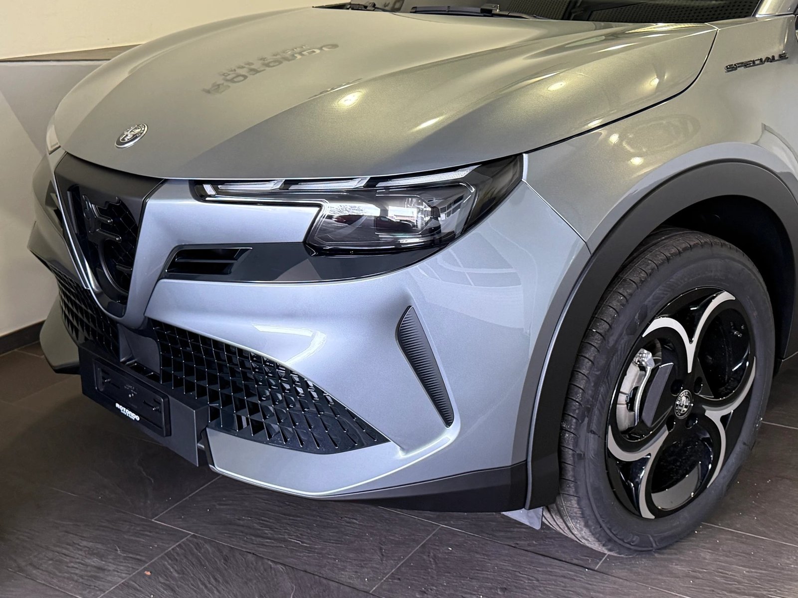ALFA ROMEO Junior 1.2 48V Hybrid Speciale, Hybride Leggero Benzina/Elettrica, Auto nuove, Automatico - 3