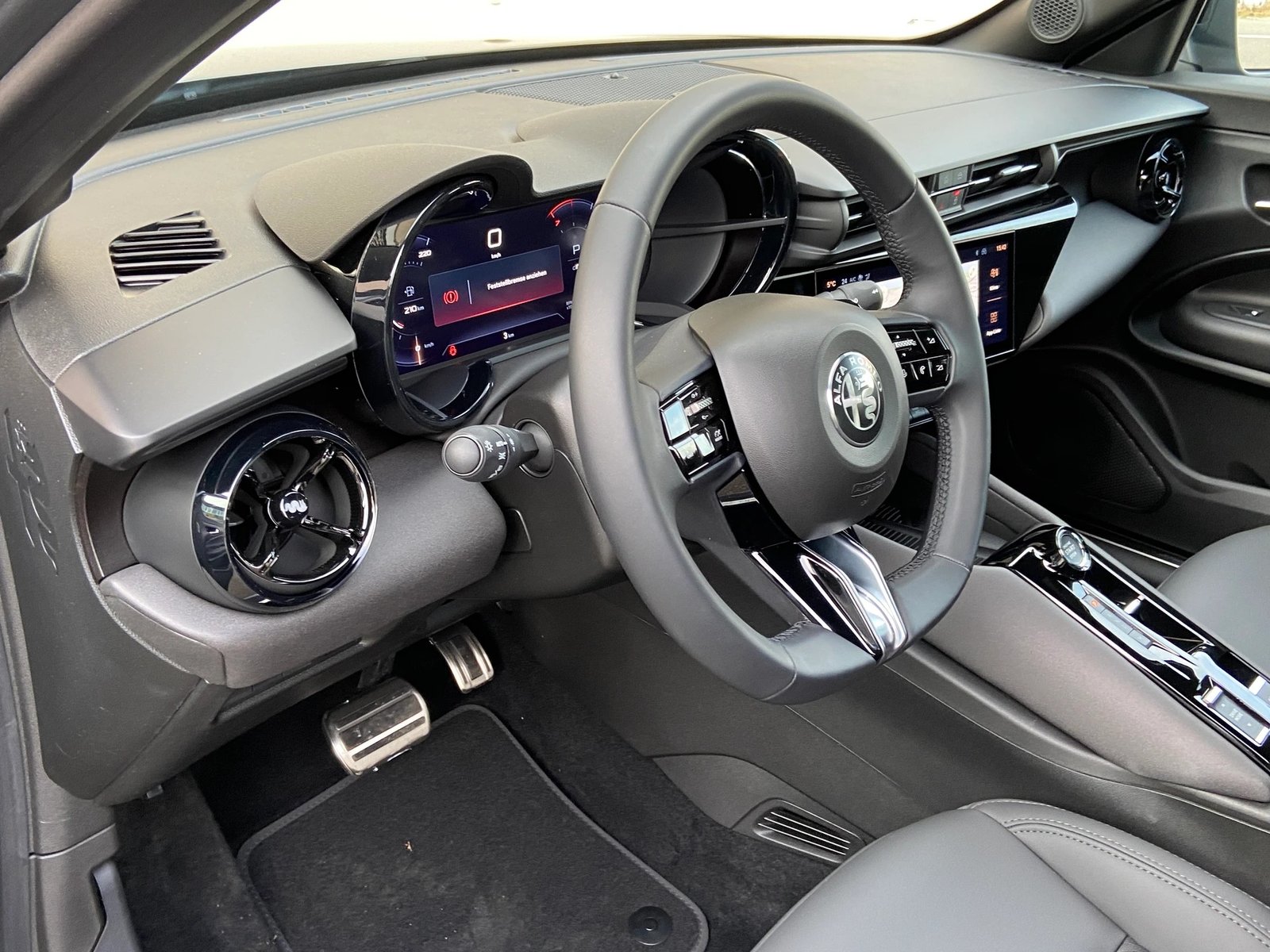 ALFA ROMEO Junior 1.2 48V Hybrid Speciale, Hybride Leggero Benzina/Elettrica, Auto nuove, Automatico - 5