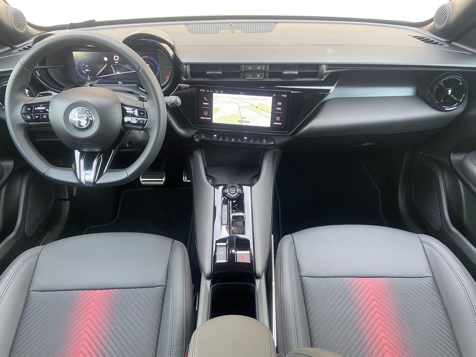 ALFA ROMEO Junior 1.2 48V Hybrid Speciale, Mild-Hybrid Petrol/Electric, New car, Automatic - 4