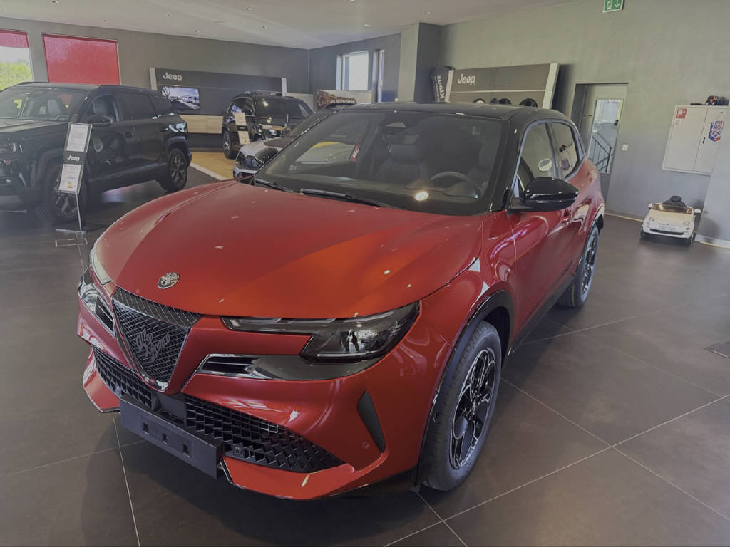 ALFA ROMEO Junior 1.2 TI, Mild-Hybrid Petrol/Electric, New car, Automatic - 3