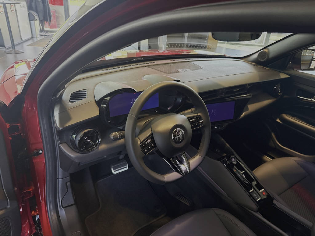 ALFA ROMEO Junior 1.2 TI, Mild-Hybrid Petrol/Electric, New car, Automatic - 7