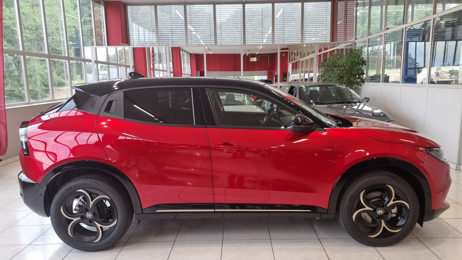 ALFA ROMEO Junior 1.2 Intensa, Mild-Hybrid Petrol/Electric, New car, Automatic - 6