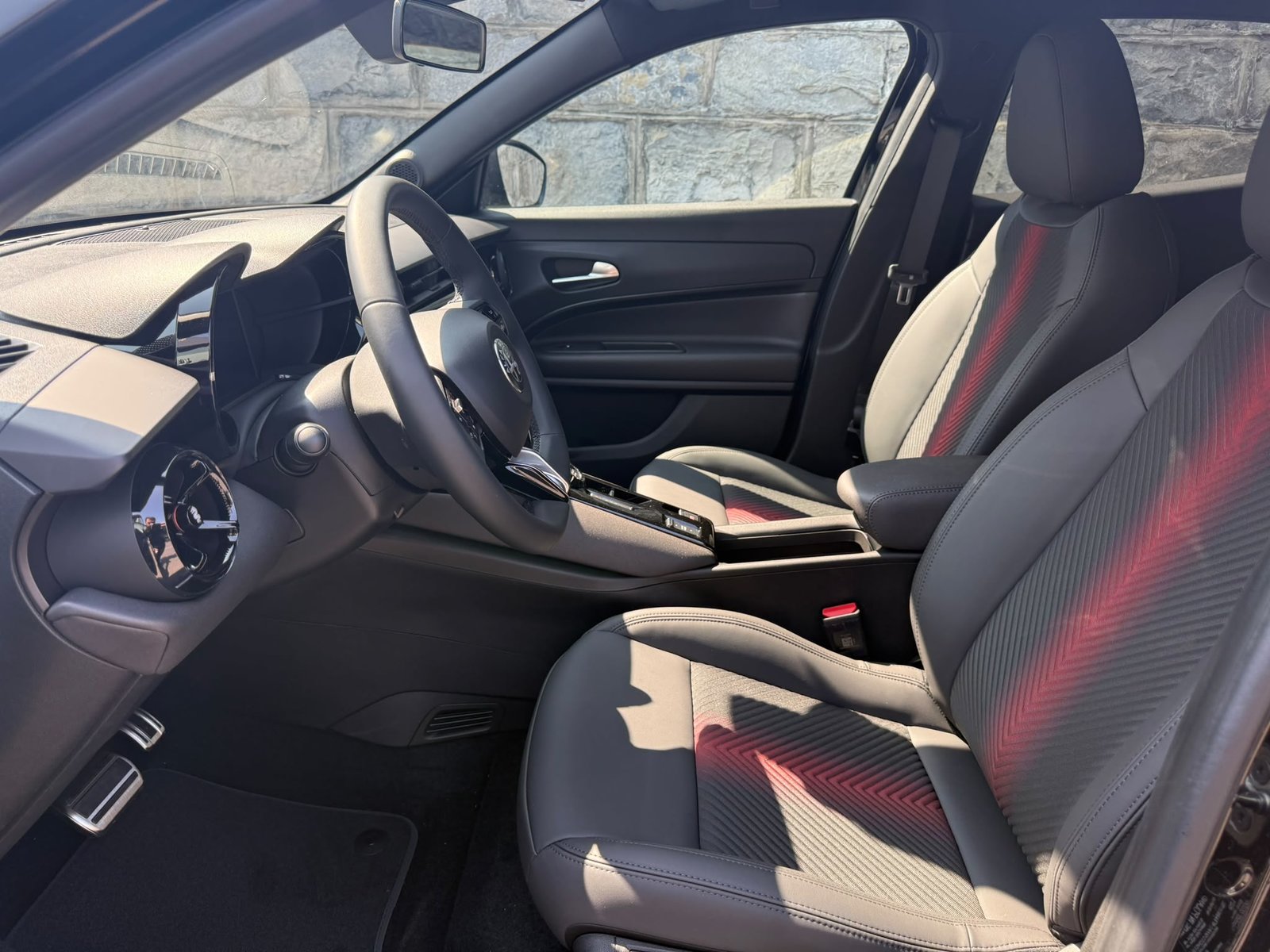 ALFA ROMEO Junior 1.2 48V Hybrid Junior, Mild-Hybrid Benzin/Elektro, Neuwagen, Automatik - 4