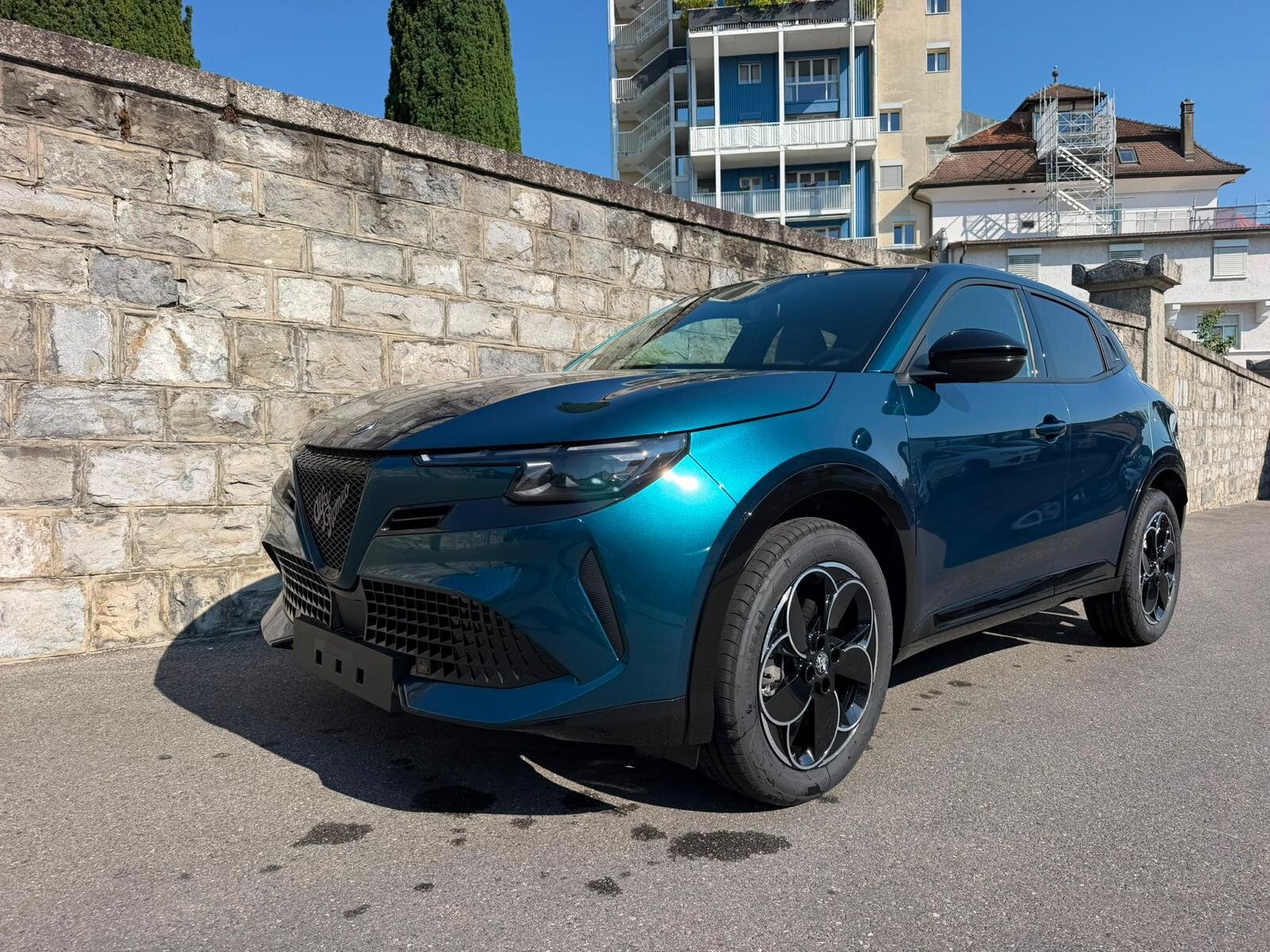 ALFA ROMEO Junior 1.2 48V Hybrid Junior TI, Mild-Hybrid Benzin/Elektro, Neuwagen, Automatik - 2