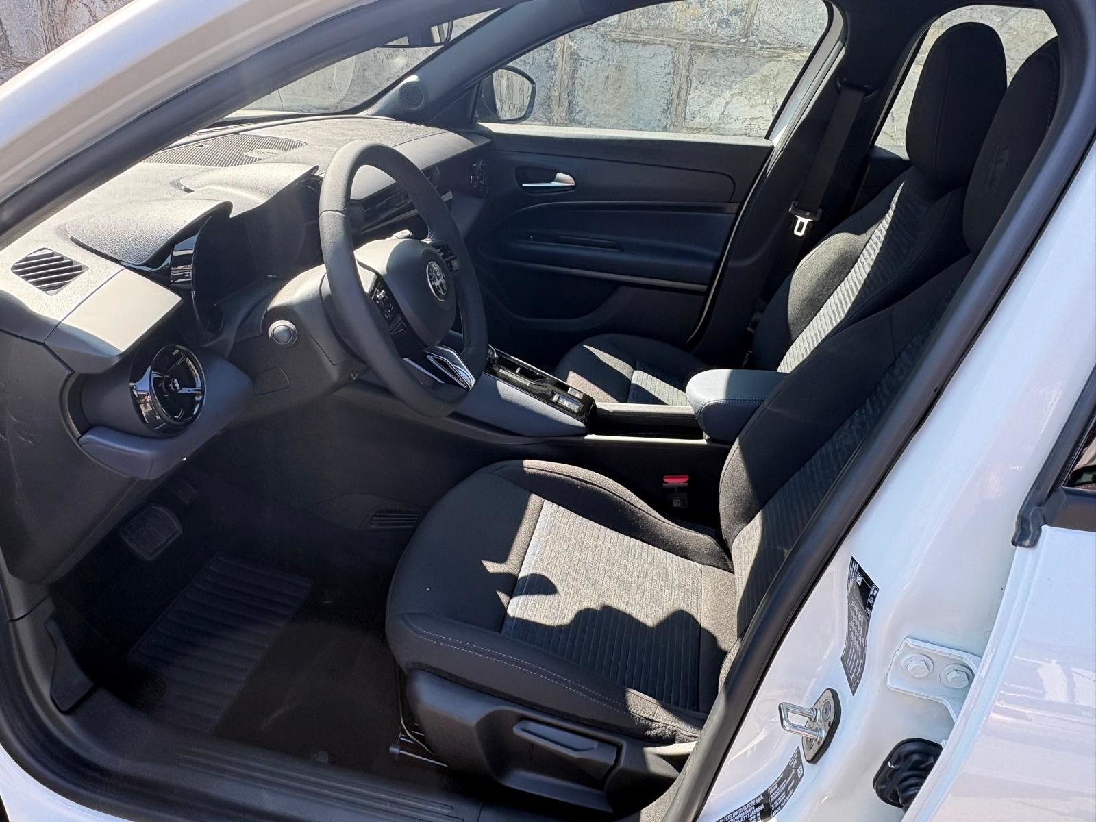 ALFA ROMEO Junior 1.2 48V Hybrid Junior, Mild-Hybrid Benzin/Elektro, Neuwagen, Automatik - 6